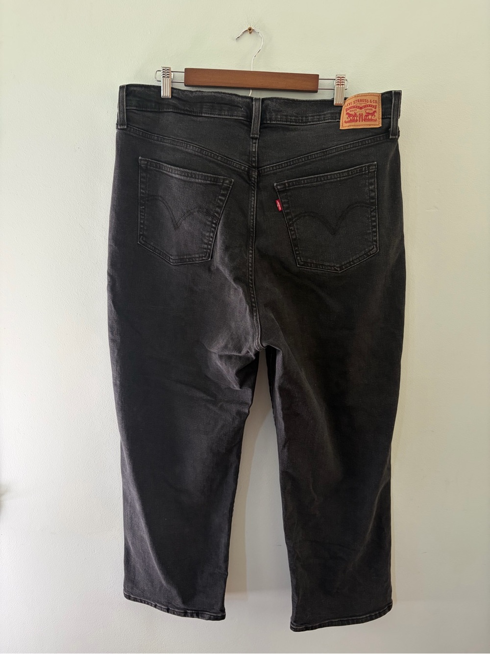 Stretch Levi’s Ribecage Worn Black High Ankle Rise Cropped Jeans